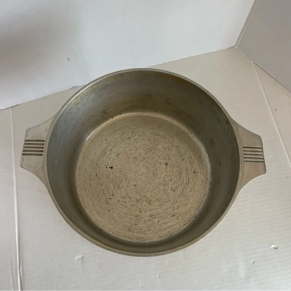 Vintage Wagner Ware Magnalite 4248-P Round Dutch Oven 5qt Stock Pot - No Lid